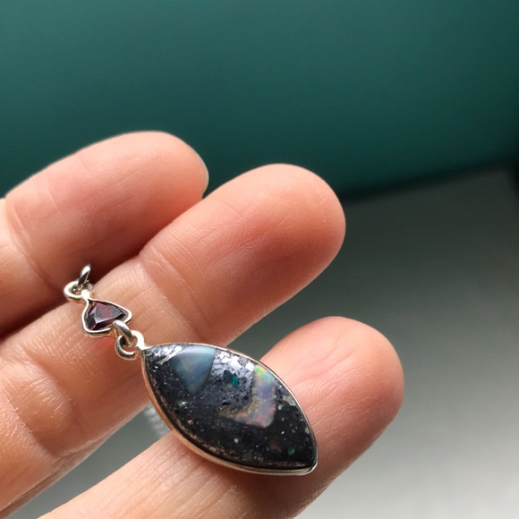 Fire opal in hematite with garnet pendant choker - Picture 4 of 11